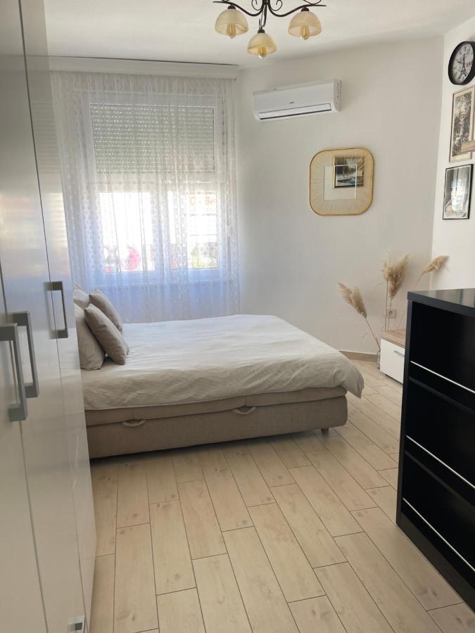 Elena Apartment Palit Bagian luar foto